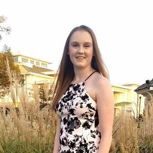 Meet your Posher, Charli